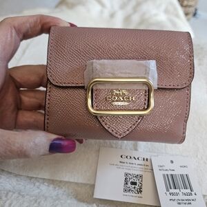 Coach small Morgan wallet.Color, Dusty Rose. NWTZ